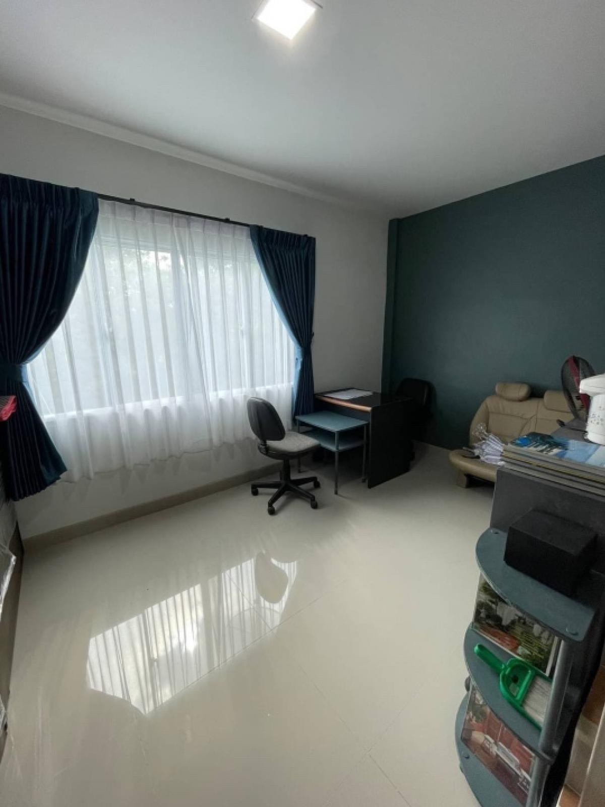 ขายพร้อมผู้เช่า โฮมออฟฟิศ 3 ชั้น ตรงข้ามตลาดหทัยมิตร 3.25 ล้าน – รูปที่ 3