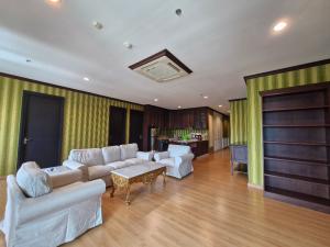 140sqm Spacious Highrise 3 bedrooms for rent at Baan Klang Krung Siam Patumwan