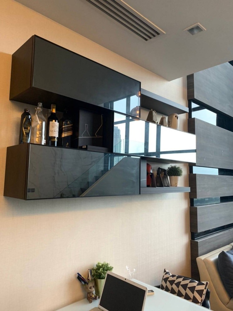 ❖ Rare unit ❖ Duplex ชั้น 20+ 136.00 ตร.ม. | 3 ห้องนอน ตกแต่งครบ | ใกล้ Esplanade 1 นาที, เซ็นทรัลพระราม 9 1 นาที, โรงพยาบาลปิยะเวช 10 นาที – รูปที่ 4
