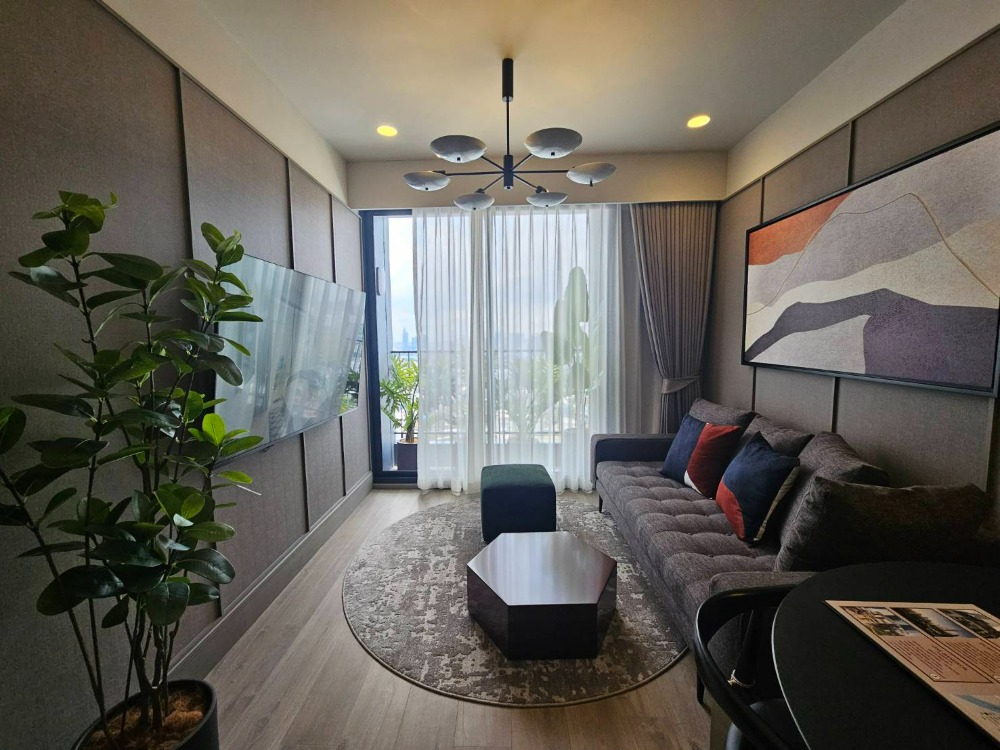 ขายด่วน! The Crown Residences 1 นอน (ตำแหน่งที่ดีที่สุดของโครงการ) ขายด่วน! The Crown Residences 1 นอน (ตำแหน่งที่ดีที่สุดของโครงการ)