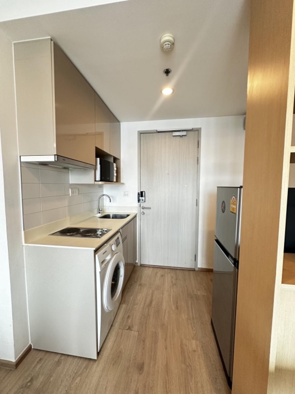 FOR RENT IDEO Q CHILA SAMYAN 33sq.m. 22,000bath/MTel/Line : 0646428664 K.Phat FOR RENT IDEO Q CHILA SAMYAN 33sq.m. 22,000bath/MTel/Line : 0646428664 K.Phat