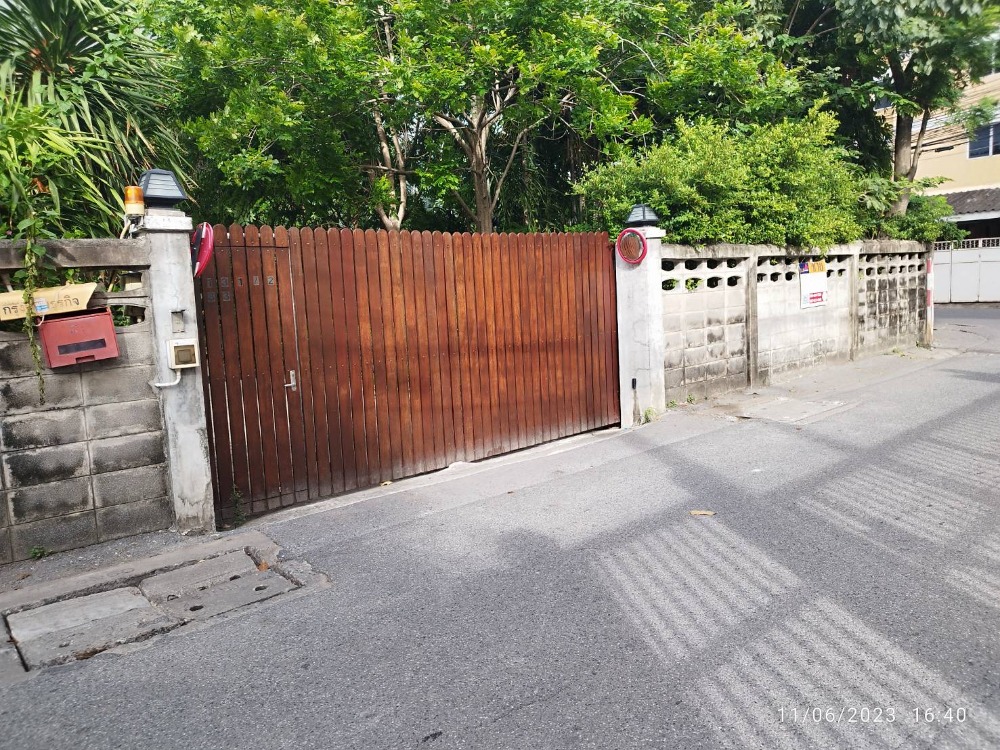 ขายที่ดินแปลงสวยในซอยพหลโยธิน 24 ใกล้ BTS สถานีพหลโยธิน 24 เพียง 550 เมตร เนื้อที่ 318 ตรว. หน้ากว้าง 42 ม. ลึก 30 ม. จตุจักร กทม. – รูปที่ 3