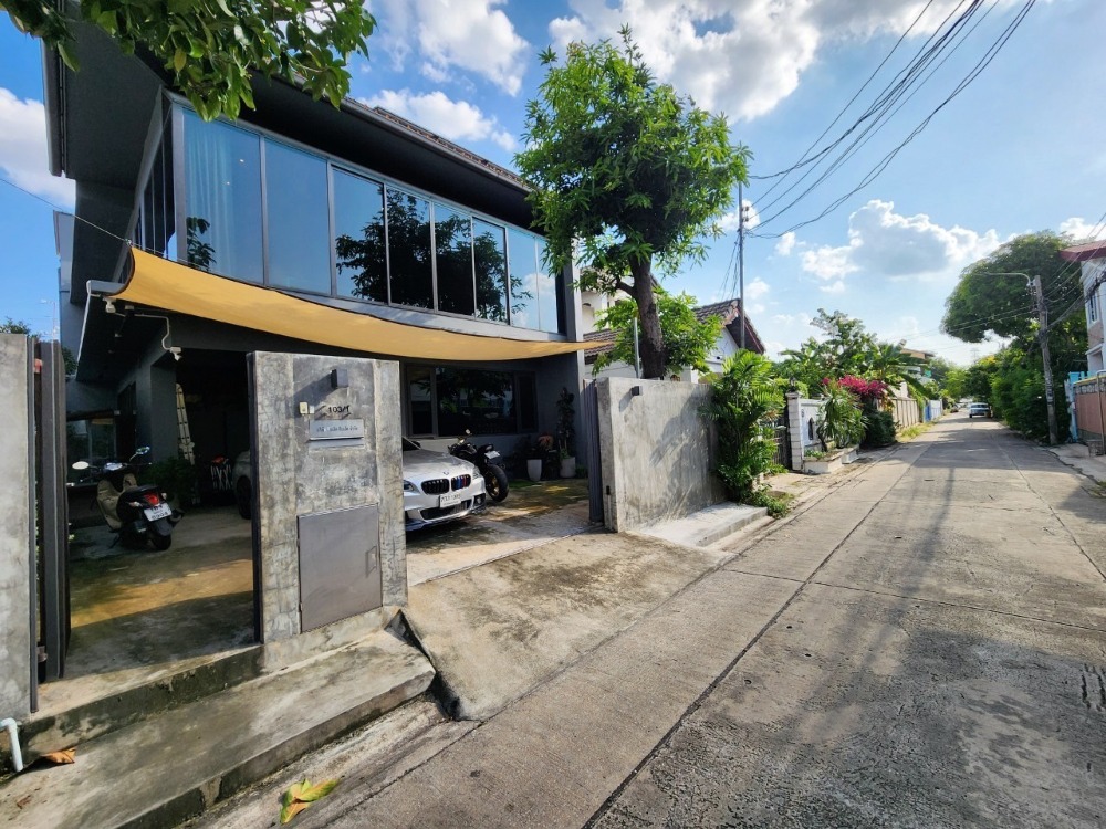 ขาย บ้านเดี่ยว สไตล์ลอฟท์ โมเดิร์น 280 ตร.ม. หมู่บ้านประชานิเวศน์ 1 แต่งสวย สภาพนางฟ้า – รูปที่ 2