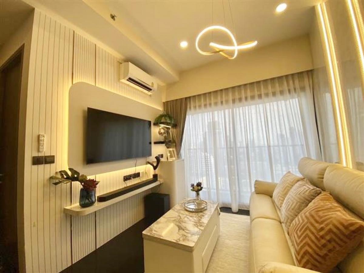 📍PARK ORIGIN THONGLOR✨ ชั้นสูง ห้องสวย ขนาด 1 Bedroom เฟอร์นิเจอร์บิ้วอิน มีเครื่องใช้ไฟฟ้าครบ โทร 099-629-5546 ด่วน ห้องไปไว🔥