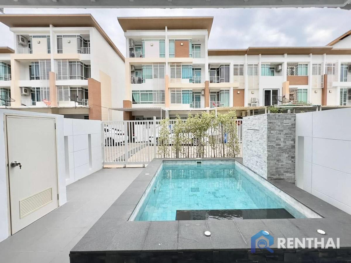 4 Story house just 100 meters to Jomtien Beach