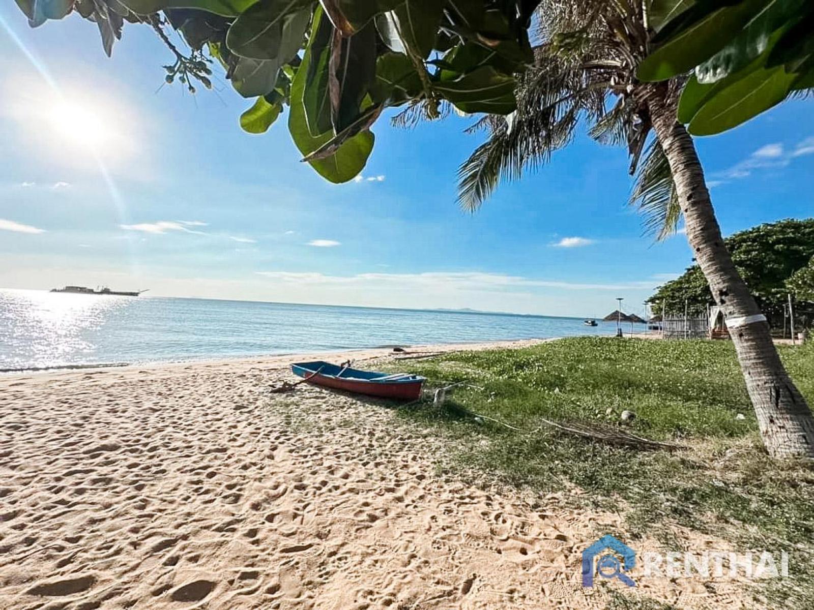 บ้านหรูที่ตกแต่งครบครัน 5 ห้องนอนที่พัทยา เดินเพียง 2 นาทีถึงชายหาด – รูปที่ 4
