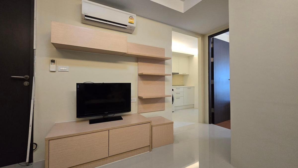 Condo for sale: Le Champs Premium Condominium (LE CHAMPS PREMIUM CONDOMINIUM) 2nd floor, Building B, widest balcony in the project Size 44.72 square meters 1 bedroom, 1 bathroom with built-in kitchen Unblocked view, beautiful room, still new con Condo for sale: Le Champs Premium Condominium (LE CHAMPS PREMIUM CONDOMINIUM) 2nd floor, Building B, widest balcony in the project Size 44.72 square meters 1 bedroom, 1 bathroom with built-in kitchen Unblocked view, beautiful room, still new con