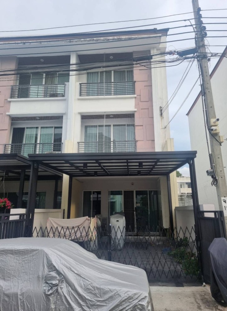 Townhome Baan Klang Muang Ladprao 101 / 3 Bedrooms (FOR SALE) TPM164