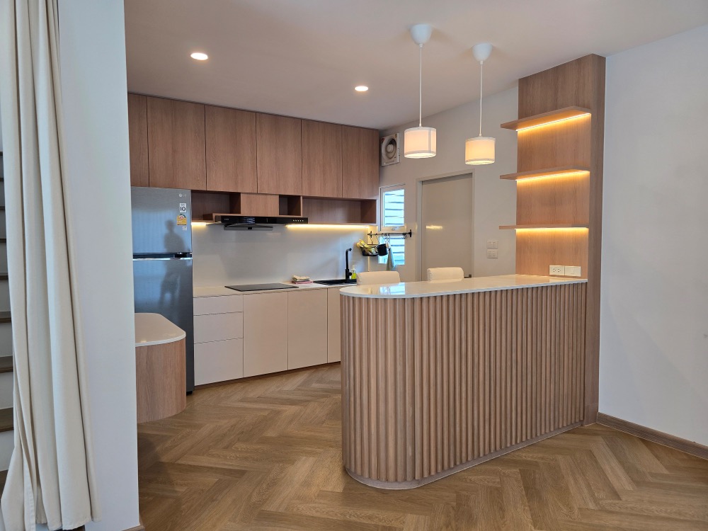 K-6010 For sale! Grande Pleno Bangna On Nut semi-detached house, built-in furniture, ready to move in