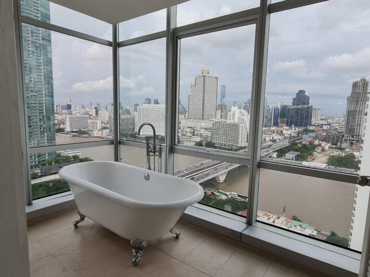 📢👇 Sell with tenant til 22/3/26
Good price and suitable for living with a perfect spot to watch fireworks by the river during various festivals, brand new unit for sale at Baan Sathorn Chaopraya , near Sena fest community mall, river view