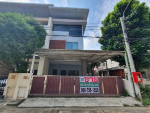 ขายทาวโฮม 3 ชั้น หมู่บ้านภัทรโมทาวน์ 37 ตรว หลังมุม PIM ปากเกร็ด เซ็นทรัล แจ้งวัฒนะ MRTสีชมพู