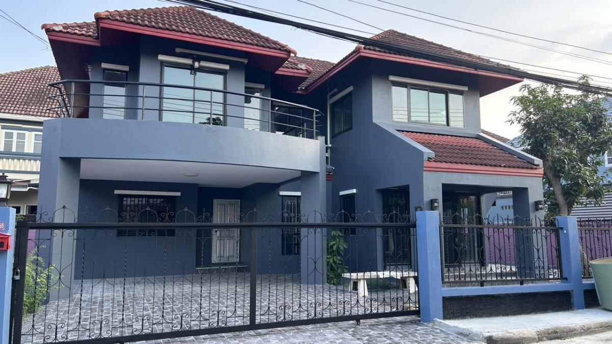 For rent 20,000 / month (including common fees) Single house, newly painted throughout, size 82 sq m.