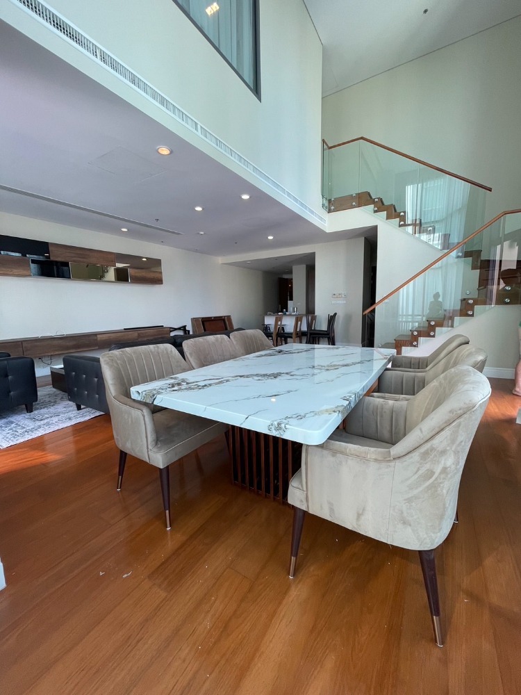Duplex @Bright Sukhumvit 24 (3 Bed 180 Sqm) 120,000 THB Negotiable