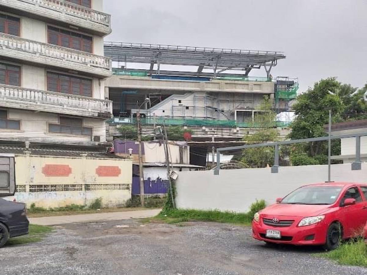 ✨👍 Land for sale, Watcharapol, near both the Pink and Gray lines of the electric train, 6-meter wide road frontage ✨👍 Land for sale, Watcharapol, near both the Pink and Gray lines of the electric train, 6-meter wide road frontage
