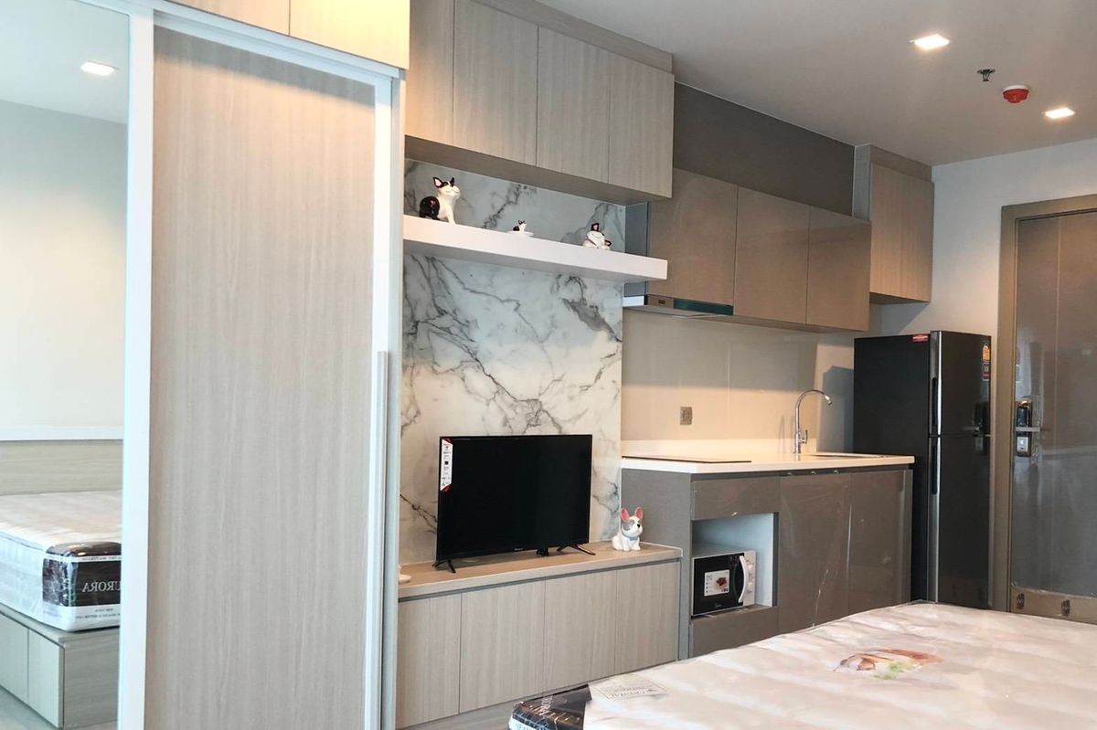 [For Sale and Rent / ขายและให้เช่า] Life Asoke-Rama 9