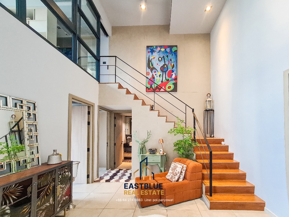 Rare Item! The Lofts Asoke 3 Bed 3 Baht Size :130 sqm Rare Item! The Lofts Asoke 3 Bed 3 Baht Size :130 sqm