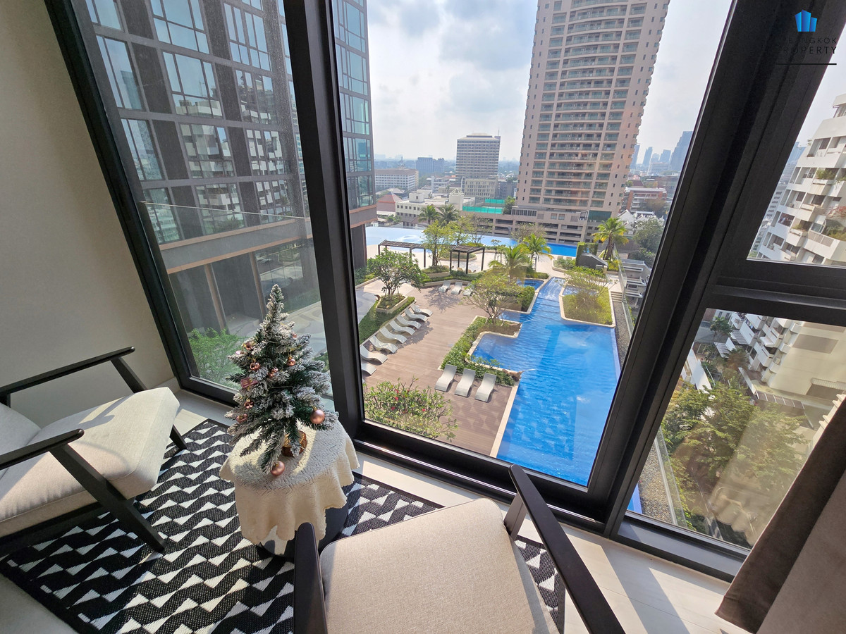 Hi-end Condo for sale, Supalai Icon Sathorn, 3-Bed, 3-Bath, 115 sq m., Fully-Decorated, swimming pool direct view (Rare Item), very beautiful, in the heart of Sathorn
