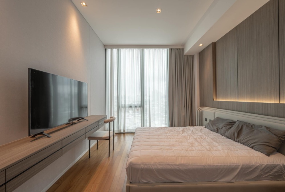 ♦ Rare Unit ♦ ชั้น 15+ 178.64 ตร.ม. | 2 ห้องนอน 3 ห้องน้ำ, ห้องแม่บ้าน | คอนโดใกล้ โรงพยาบาลตากสิน 2 นาที, BTS สถานีคลองสาน 2 นาที, ICONSIAM 4 นาที – รูปที่ 4