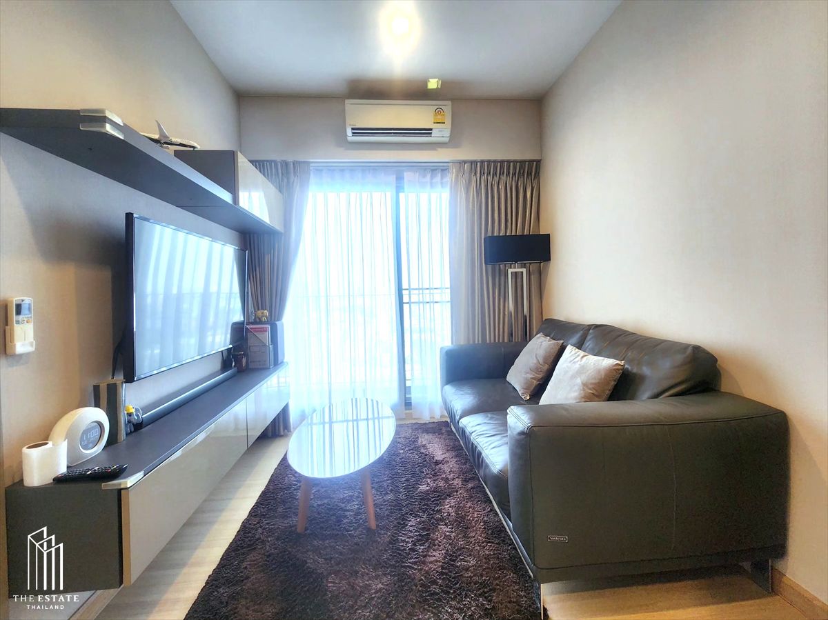 For sale Whizdom Connect, Flexi room, 1 bedroom + 1 multi-purpose room. Wide front room South view of the city and Chao Phraya River Lots of usable space 38.47 sq.m. 1 bedroom @6.3MB For sale Whizdom Connect, Flexi room, 1 bedroom + 1 multi-purpose room. Wide front room South view of the city and Chao Phraya River Lots of usable space 38.47 sq.m. 1 bedroom @6.3MB