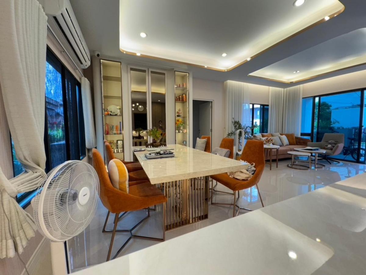 🏡✨ [ให้เช่า] บ้านเดี่ยวสุดหรูสไตล์ Resort “หมู่บ้านบุราสิริ พัฒนาการ 87” พร้อมเฟอร์ Built-in และเครื่องใช้ไฟฟ้าครบๆ เก็บกระเป๋าย้ายเข้ามาได้เลยทันที!! ✨ – รูปที่ 2