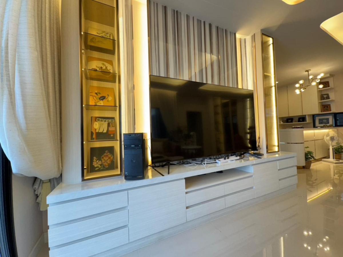 🏡✨ [ให้เช่า] บ้านเดี่ยวสุดหรูสไตล์ Resort “หมู่บ้านบุราสิริ พัฒนาการ 87” พร้อมเฟอร์ Built-in และเครื่องใช้ไฟฟ้าครบๆ เก็บกระเป๋าย้ายเข้ามาได้เลยทันที!! ✨ – รูปที่ 3