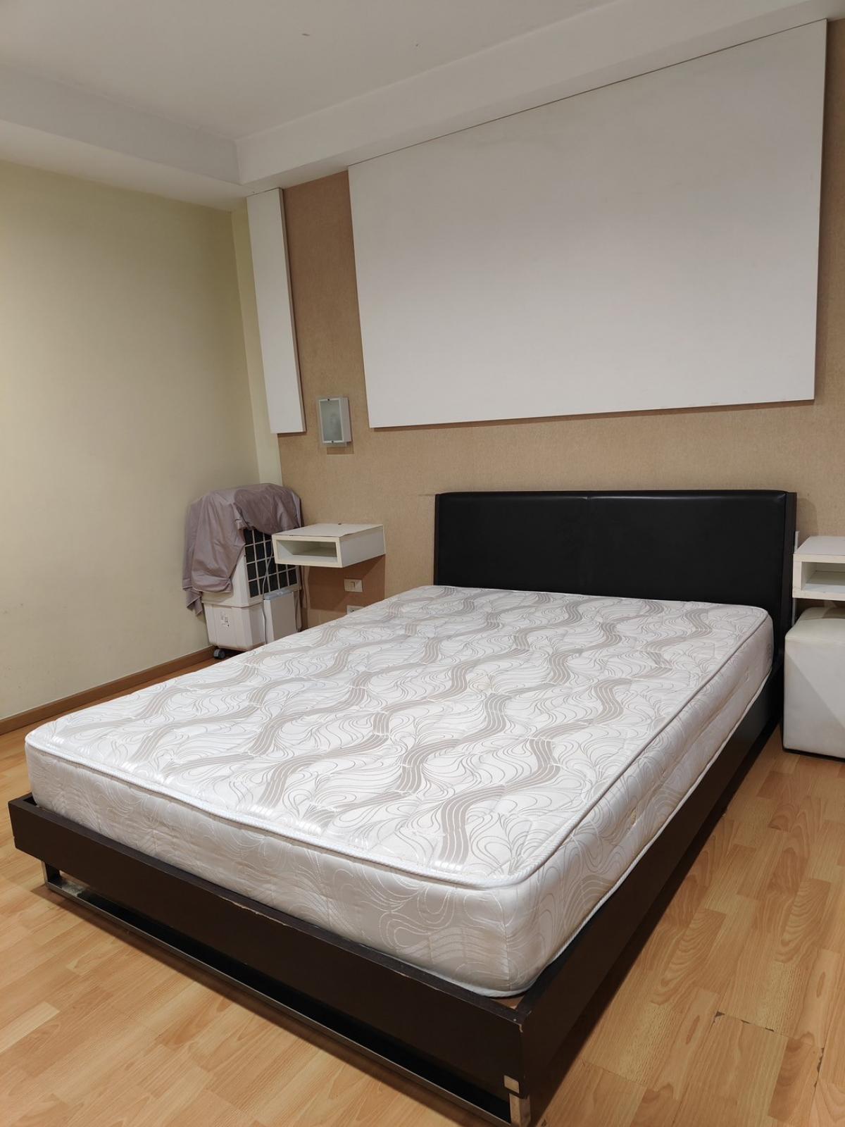 For rent inspire place 30sqm. Only 7000 per month For rent inspire place 30sqm. Only 7000 per month