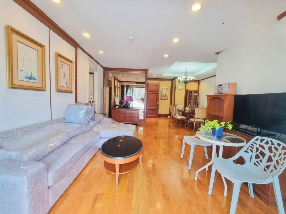 For sale, for rent The Bangkok Sukhumvit 43, large size, with new furniture, newly renovated, BTS Phrom Phong For sale, for rent The Bangkok Sukhumvit 43, large size, with new furniture, newly renovated, BTS Phrom Phong