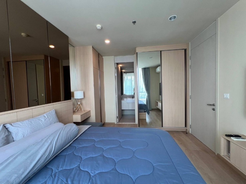 ● Prime Location ● 15+ floor, 68.01 sq.m. | 2 bedrooms, fully furnished | near Health Land Asoke 1 min, MRT Sukhumvit 8 mins, Terminal 21 Asok 8 mins