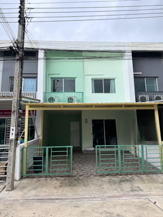 Townhome for rent, Habitatown Nest Tha Kham - Rama 2, near Lotus Rama 2, only 10 minutes. Townhome for rent, Habitatown Nest Tha Kham - Rama 2, near Lotus Rama 2, only 10 minutes.