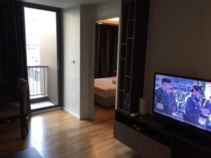 For rent Focus at Ploenchit 1 bed special deal