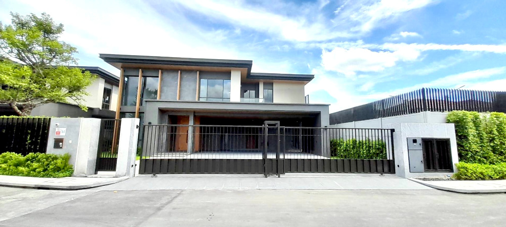 SIRANINN Residences Pattanakarn 32: 128.2 sqwah 551sqm. 5bed 5bath Am: 0656199198 SIRANINN Residences Pattanakarn 32: 128.2 sqwah 551sqm. 5bed 5bath Am: 0656199198