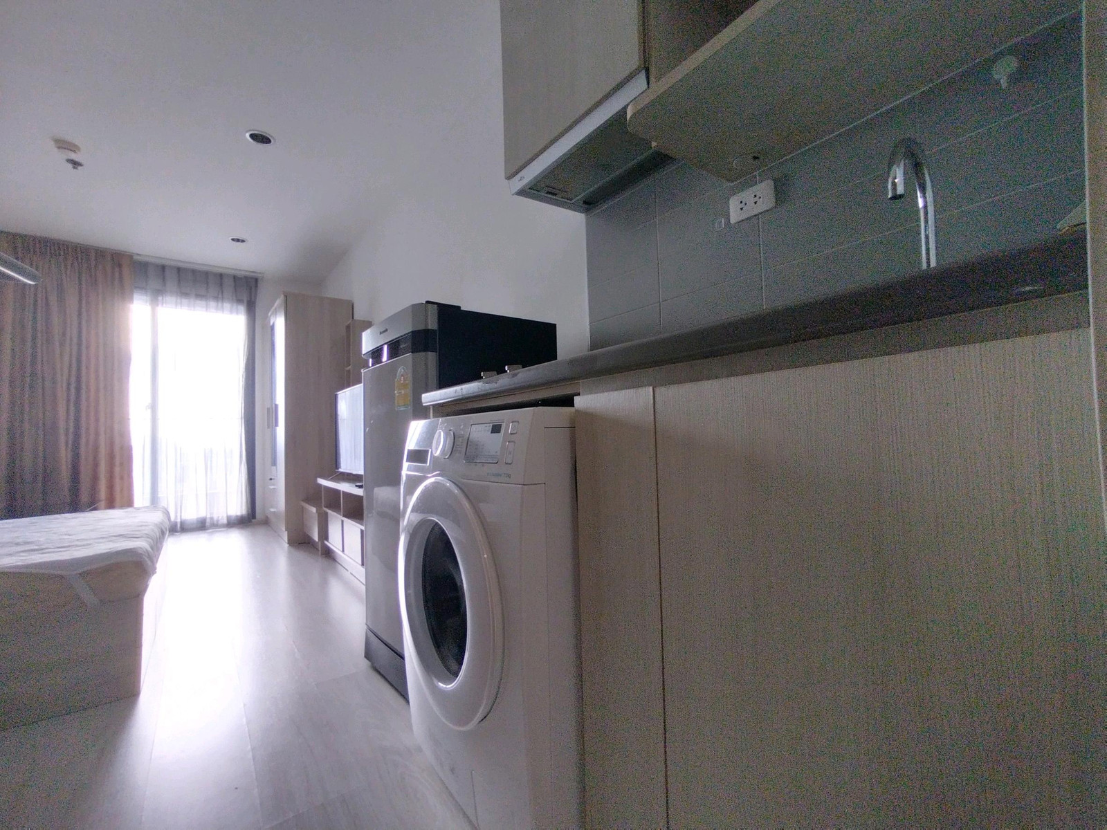 Vacant room ready to move in, IDEO Mobi Condo @ Wong Sawang-Bang Son, just 1 step away from Bang Son MRT Purple Line Station, convenient and complete Vacant room ready to move in, IDEO Mobi Condo @ Wong Sawang-Bang Son, just 1 step away from Bang Son MRT Purple Line Station, convenient and complete