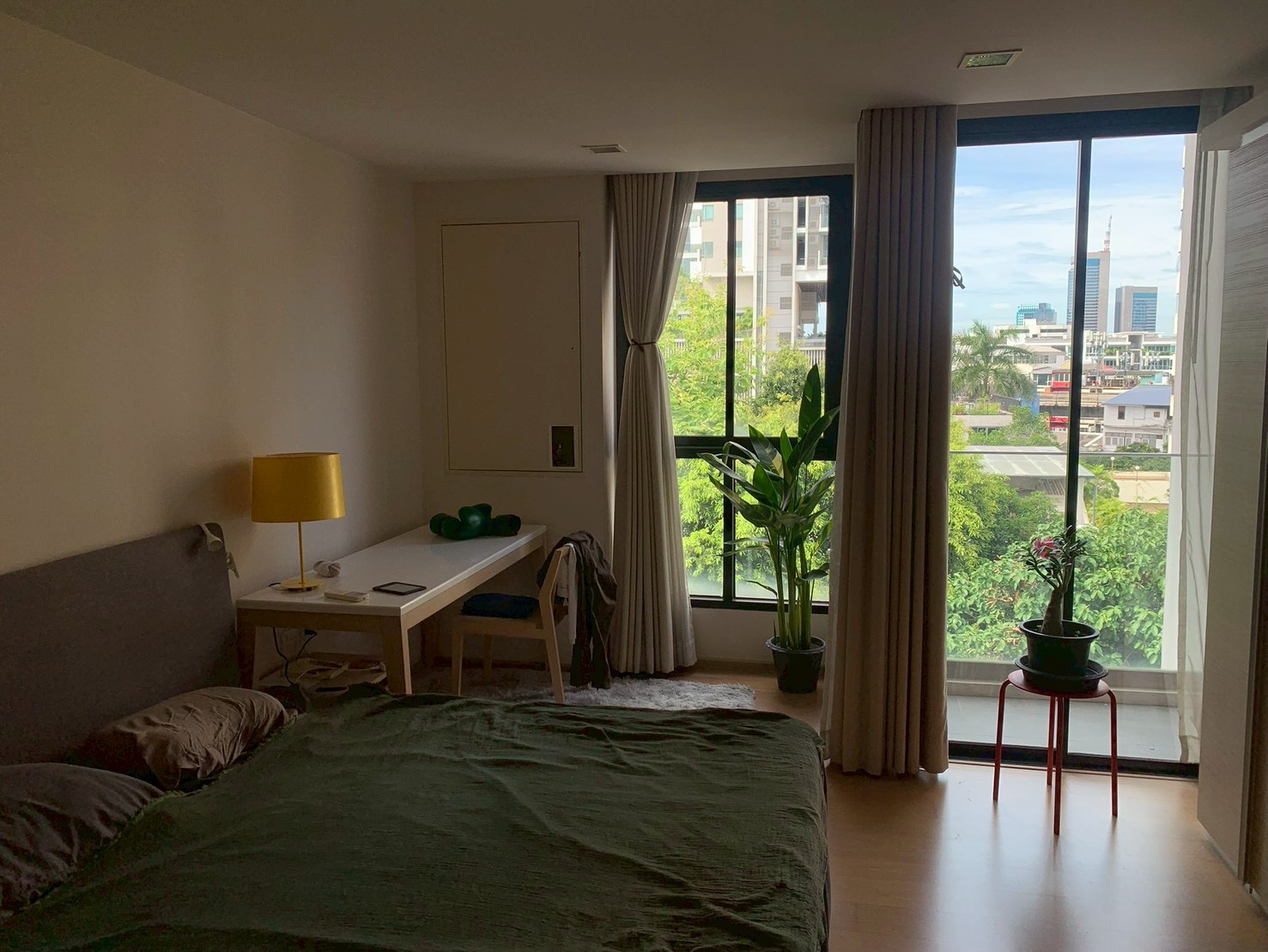 Low Rise Big Room 🏙(For Rent) LIV@49 (1 bed, 38.5 sqm) 💵 25,000 THB
