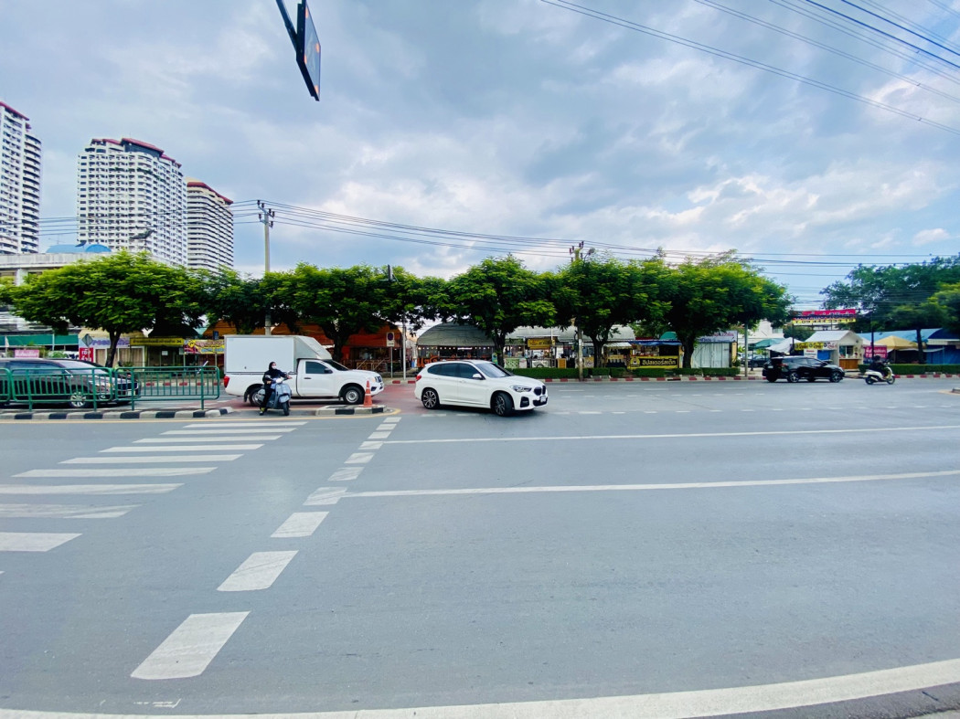 ขาย ที่ดิน ติดถนน พัฒนาการ เนื้อที่ 1 ไร่ 3 งาน 42 ตรว ขาย ที่ดิน ติดถนน พัฒนาการ เนื้อที่ 1 ไร่ 3 งาน 42 ตรว
