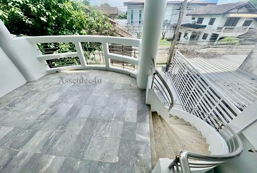 ให้เช่าทาวน์โฮม 4 ชั้น ย่านบางเขน ใกล้เซ็นทรัล รามอินทรา ใกล้สถานีรถไฟฟ้า ทำโฮมออฟฟิศ จดบริษัทได้ – รูปที่ 2