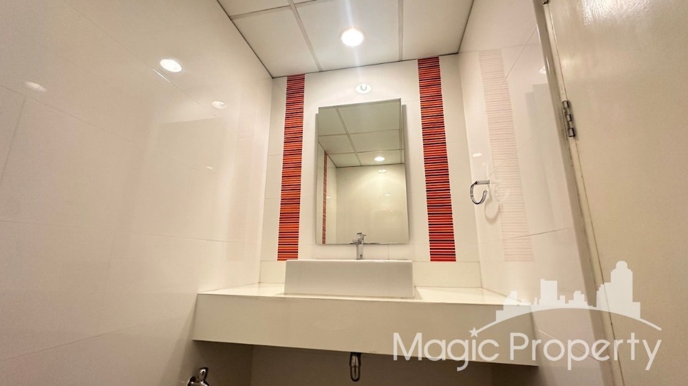 283 Sqm Office Space For Sale in Sorachai Building, Sukhumvit 63, Khlong Tan Nuea, Watthana, Bangkok 10110 – รูปที่ 4
