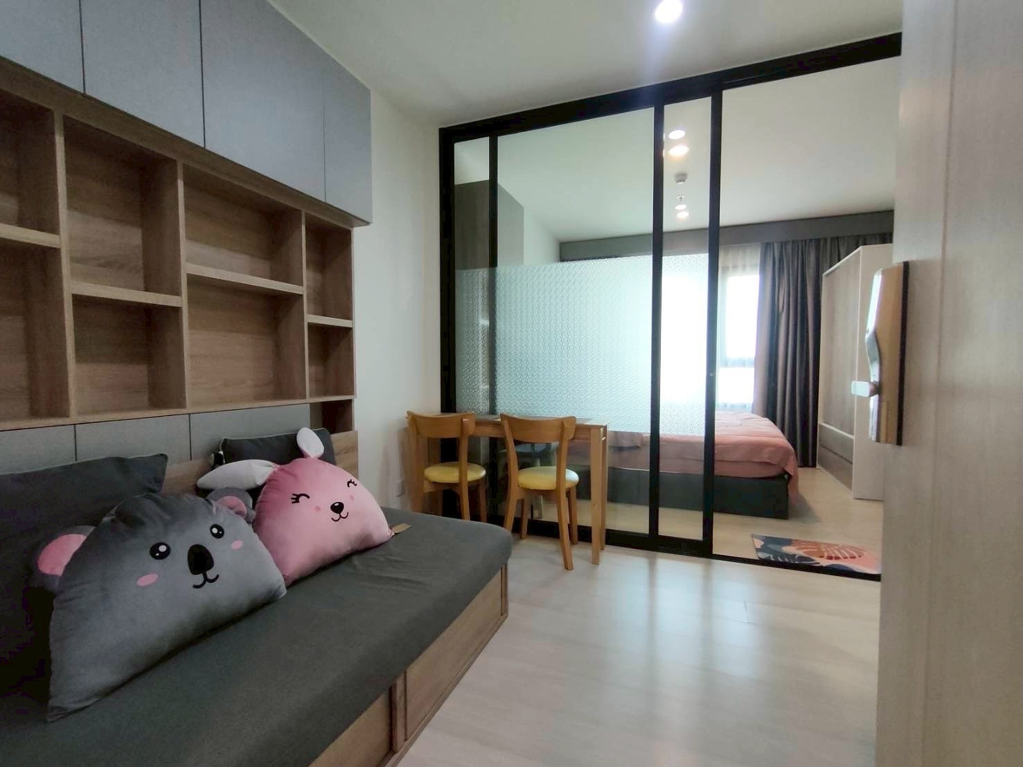 ให้ เช่า ด่วน Life asoke ไลฟ์ อโศก 1bed 1ห้องนอน (ราคาพิเศษ) ให้ เช่า ด่วน Life asoke ไลฟ์ อโศก 1bed 1ห้องนอน (ราคาพิเศษ)