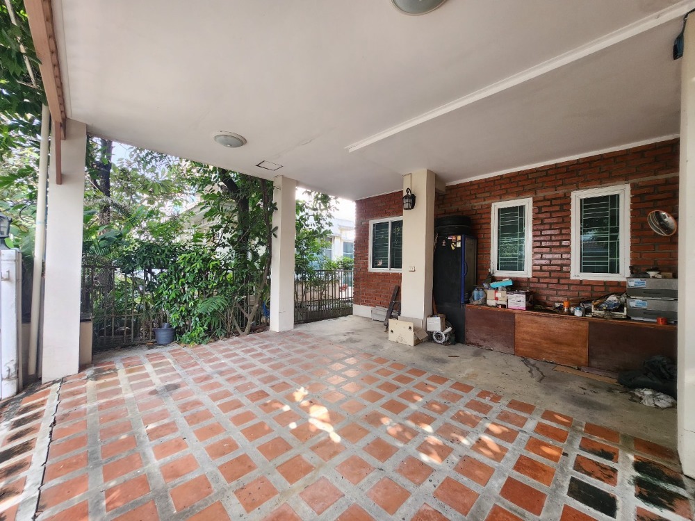 Single house, Pruksa Lada Rangsit-Khlong 4, next to the road connecting to BTS Khu Khot Station, a good project that everyone is looking for, a lovely price! – รูปที่ 4
