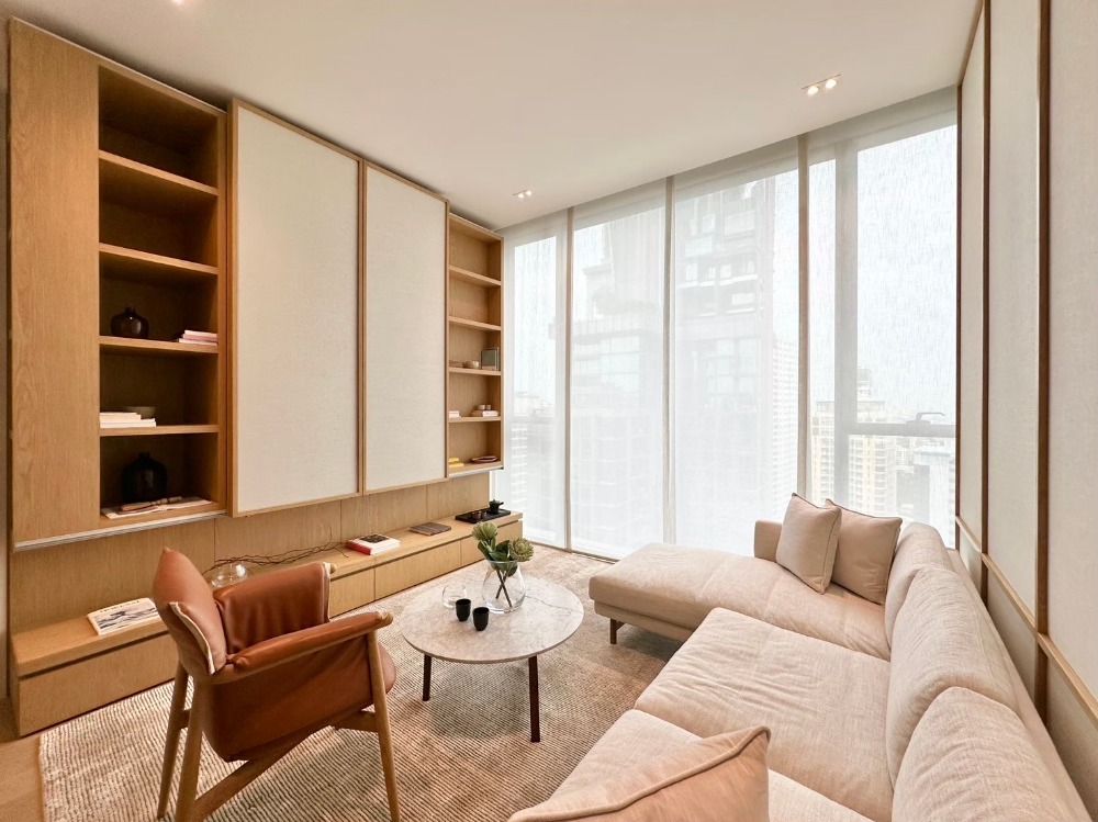 คอนโด Super Luxury ใจกลางทองหล่อ🔥The Strand Thonglor (1 ห้องนอน, 53 ตร.ม.) เพียง 18.9 MB เท่านั้น!! Tel.0922635410 (เอิร์ธ) – รูปที่ 3