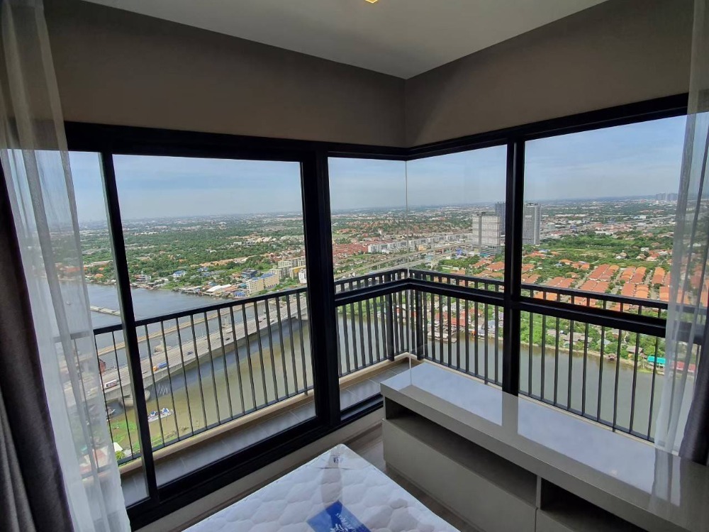 Rent a 2 -bedroom Politan Rive. Riverfront is complete with 180 degree river views. Rent a 2 -bedroom Politan Rive. Riverfront is complete with 180 degree river views.