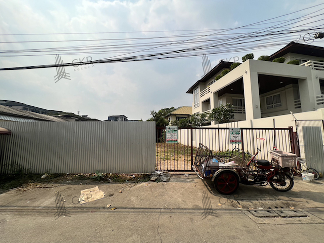 ขาย ที่ดิน ซอยรัชดาภิเษก36 ขนาด 101 ตารางวา ลาดยาว จตุจักร กรุงเทพ ทำเลดี ใกล้ถนนใหญ่ ขาย ที่ดิน ซอยรัชดาภิเษก36 ขนาด 101 ตารางวา ลาดยาว จตุจักร กรุงเทพ ทำเลดี ใกล้ถนนใหญ่