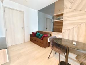 For rent 1 bedroom 35 sq m. Life One Wireless