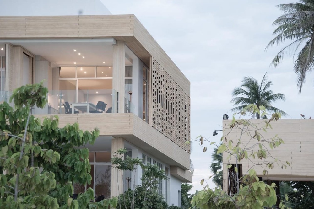 ♦ Resort style house ♦ บ้าน2ชั้นพร้อมที่ดินและหาดส่วนตัว เมืองประจวบคีรีขันธ์ | 6 ห้องนอน ตกแต่งครบ | ศาลาริมทะเล, ลานบาร์บีคิว, สวนและสนามหญ้า – รูปที่ 3