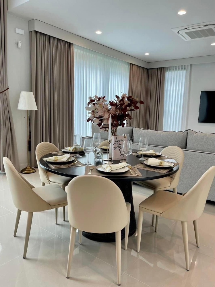 ❖ Type Ablaze ❖ 2 Storey single house | 83.20 sq.w. 294.00 sq.m. | 4 bedrooms, 4 bathrooms | Near Little Walk Krungthep Kreetha 5 mins., Market Place Krungthep Kreetha 8 mins., Wellington International School 9 mins. ❖ Type Ablaze ❖ 2 Storey single house | 83.20 sq.w. 294.00 sq.m. | 4 bedrooms, 4 bathrooms | Near Little Walk Krungthep Kreetha 5 mins., Market Place Krungthep Kreetha 8 mins., Wellington International School 9 mins.