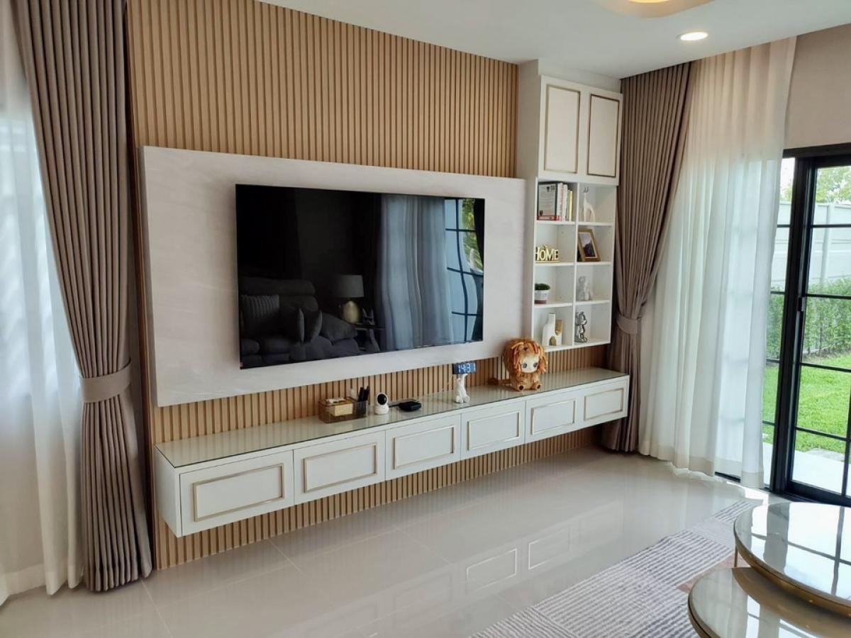 🌟For rent: Detached house in Centro Bangna. Two - storey detached house features 4 bedrooms and 5 bathrooms. Fully furnished and beautifully decorated. Located near Mega Bangna.💥Rental Fee: 140,000 THB/month. – รูปที่ 4