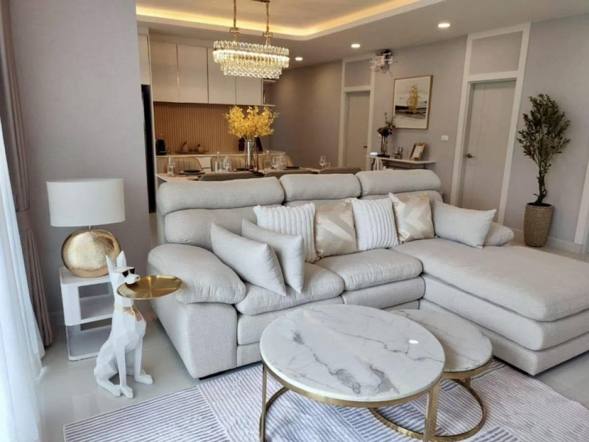 🌟 ให้เช่าบ้านเดี่ยว เซนโทร บางนา บ้านสวย 2 ชั้น หลังมุม 4 ห้องนอน | 5 ห้องน้ำ ตกแต่งสวย พร้อมอยู่ ทำเลศักยภาพใกล้เมกาบางนา💥ค่าเช่า: 140,000 บาท/เดือน 🌟 ให้เช่าบ้านเดี่ยว เซนโทร บางนา บ้านสวย 2 ชั้น หลังมุม 4 ห้องนอน | 5 ห้องน้ำ ตกแต่งสวย พร้อมอยู่ ทำเลศักยภาพใกล้เมกาบางนา💥ค่าเช่า: 140,000 บาท/เดือน