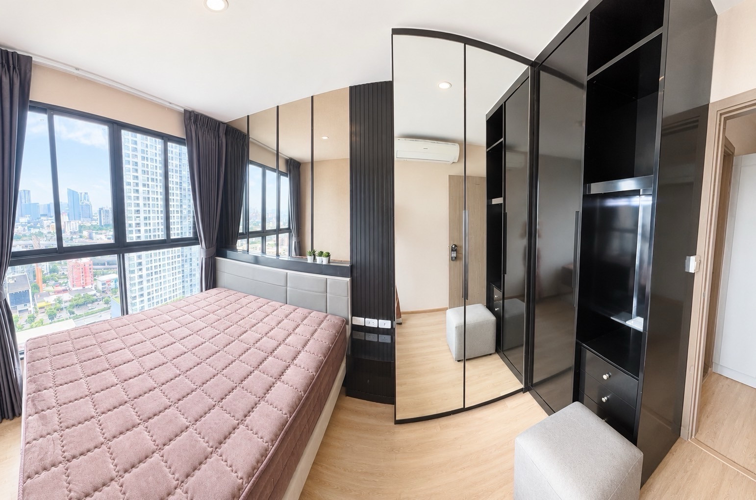 ให้เช่า 1 ห้องนอน 33 ตรม ชั้น 21  วิวทิศเหนือ