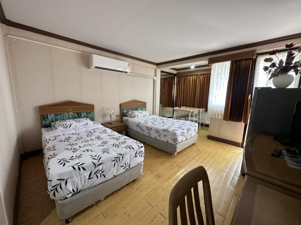 Urgently for rent!! Condo by the sea, sea view, Mae Ramphueng Beach, Rayong, Victory View Condo, beautiful room, fully furnished, ready to move in, convenient transportation, large room 33 sq m. Interested, contact Line: aumaimloveyou