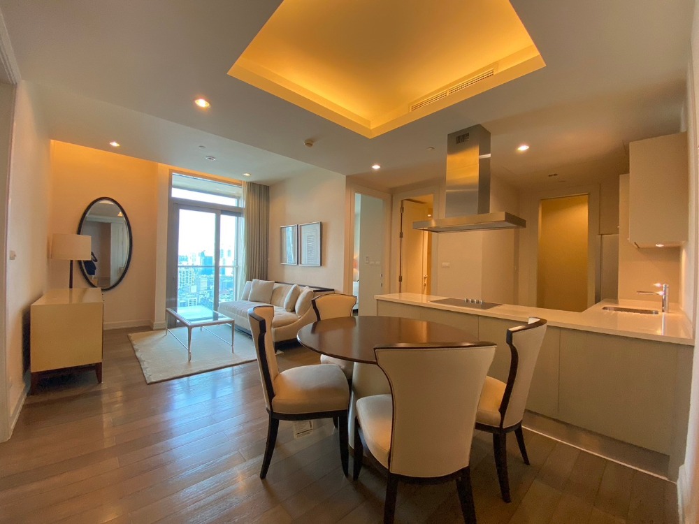 A few units left! Grand luxury condo at Oriental Residence 2 bedroom High floor, near Bts Ploenchit only 85k Tel.0863692224 A few units left! Grand luxury condo at Oriental Residence 2 bedroom High floor, near Bts Ploenchit only 85k Tel.0863692224