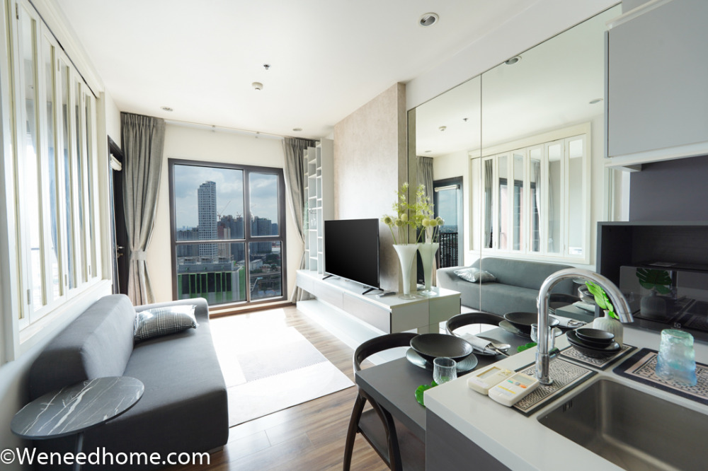 ขายคอนโด Wyne Sukhumvit(วายน์ สุขุมวิท) 35 ตรม 1นอน Top Floor วิวสวย เห็นโค้งแม่น้ำ ไร้ตึกบัง
